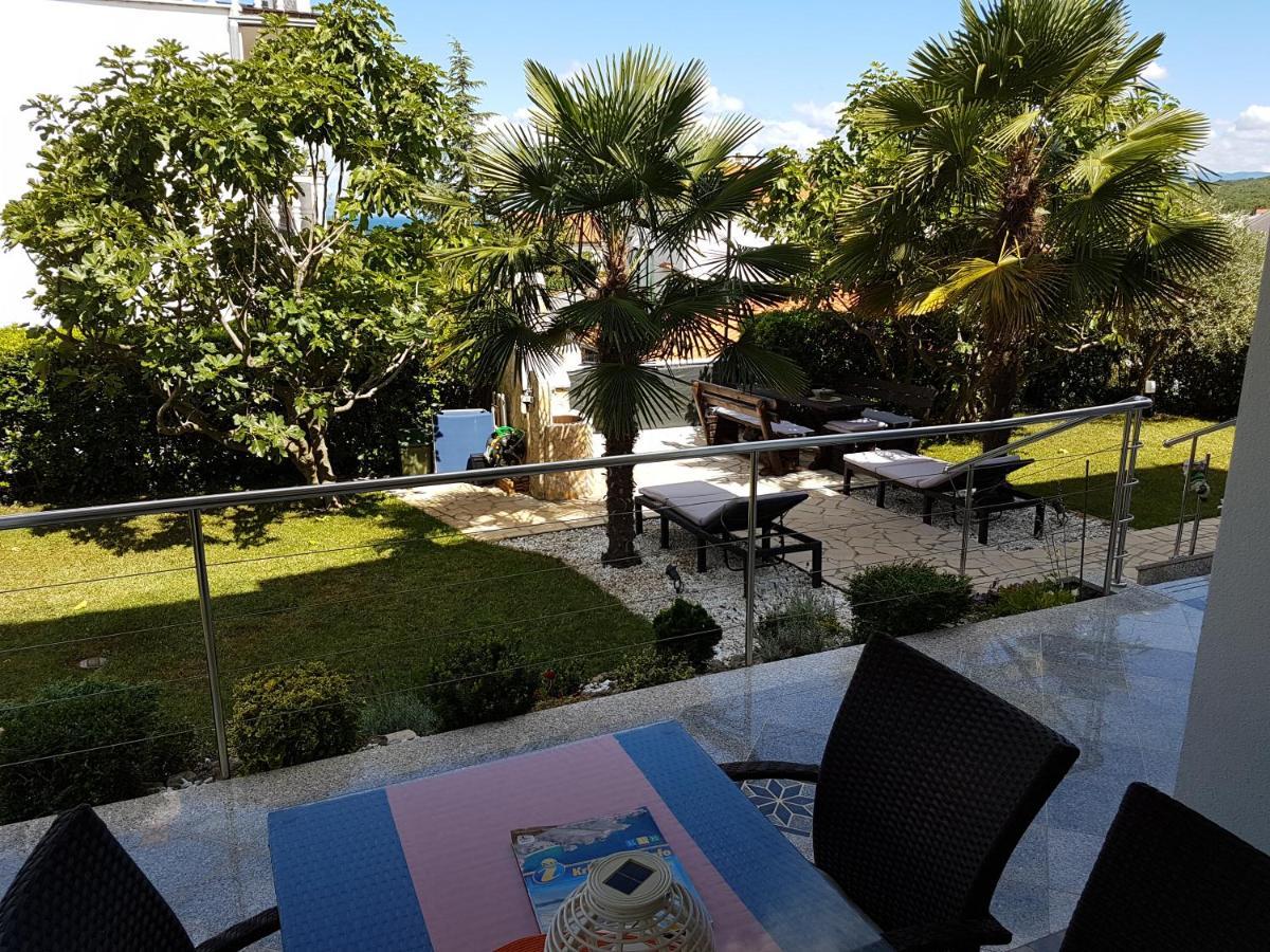 Villa Jeka, Malinska, Krk Esterno foto